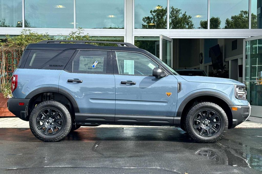 2026 FORD BRONCO SPORT BADLANDS — фото 3