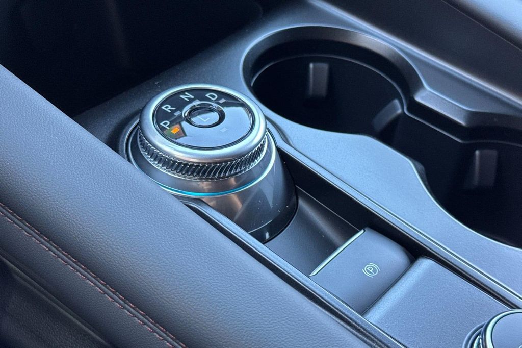 صورة مصغرة 20 لـ 2026 FORD EXPLORER ACTIVE