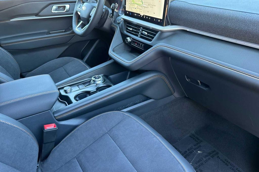 صورة مصغرة 14 لـ 2026 FORD EXPLORER TREMOR