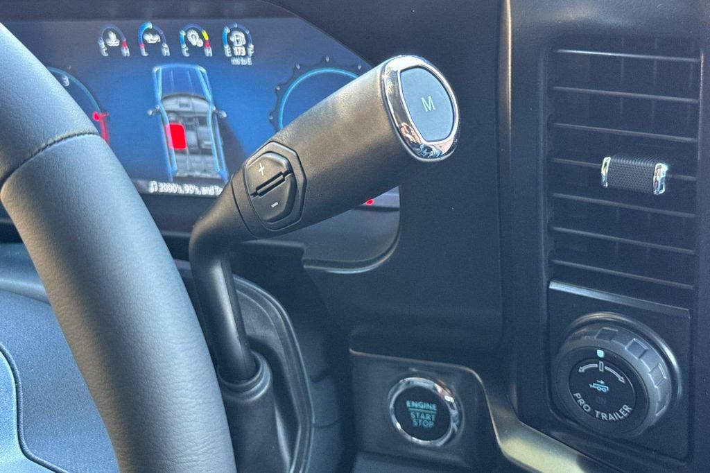 2026 FORD F-250 LARIAT 缩略图 18