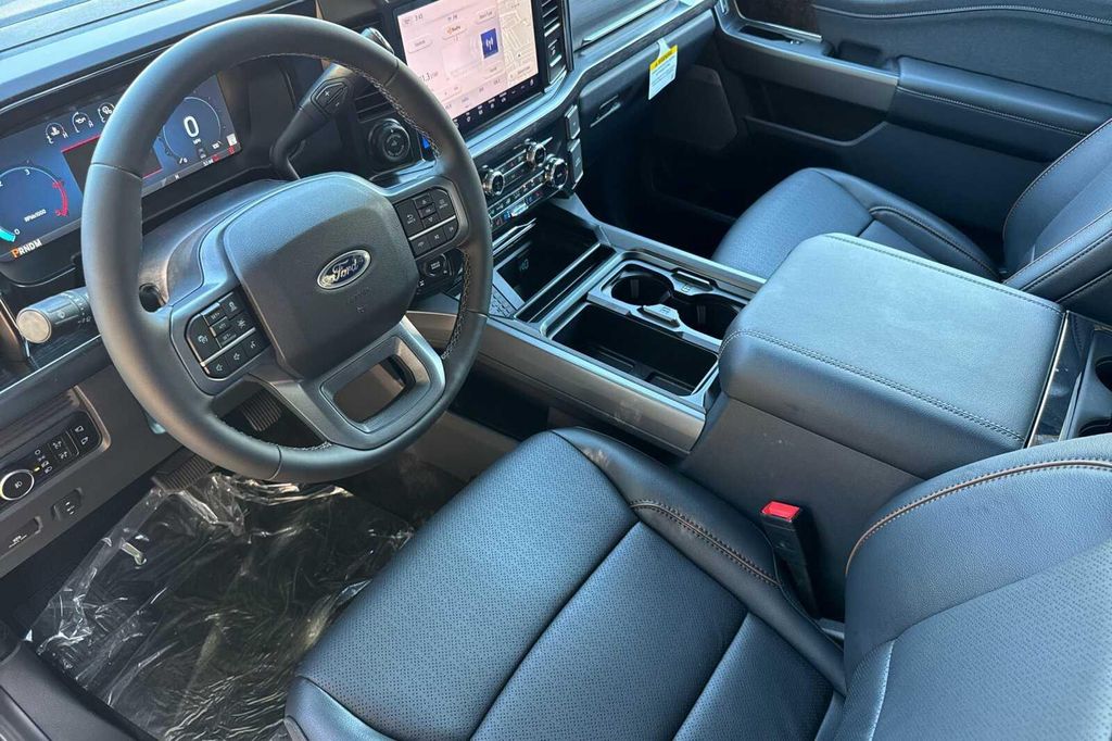 2026 FORD F-250 LARIAT — фото 7