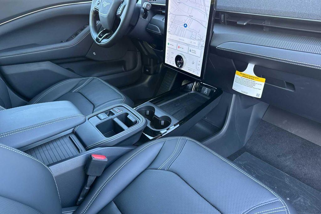 2026 FORD MUSTANG MACH-E PREMIUM 缩略图 13