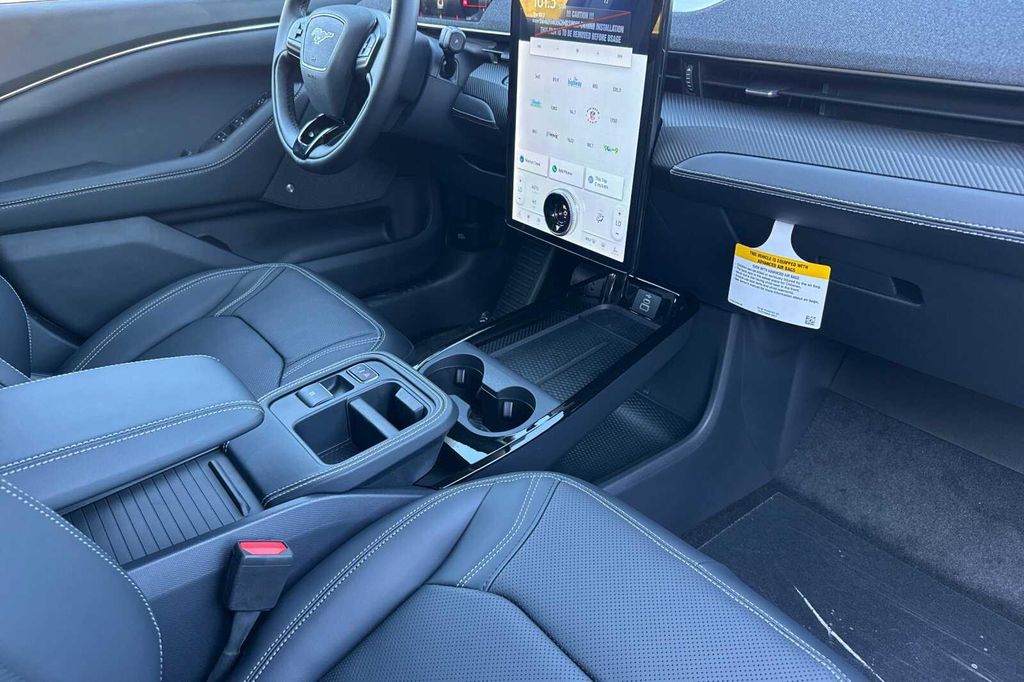 2026 FORD MUSTANG MACH-E PREMIUM 缩略图 13