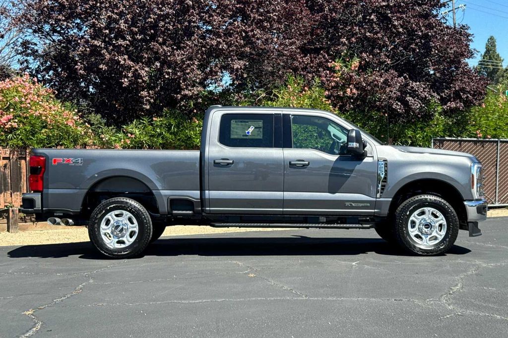 صورة 3 لـ 2026 FORD F-250 XLT