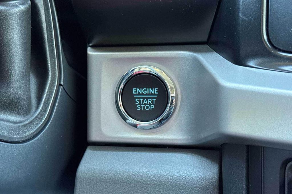 صورة مصغرة 19 لـ 2026 FORD F-250 XLT