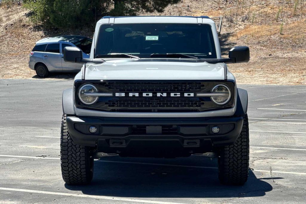 2026 FORD BRONCO OUTER BANKS photo 6