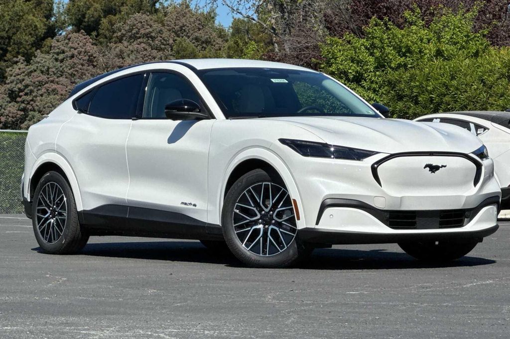2026 FORD MUSTANG MACH-E PREMIUM — фото 2