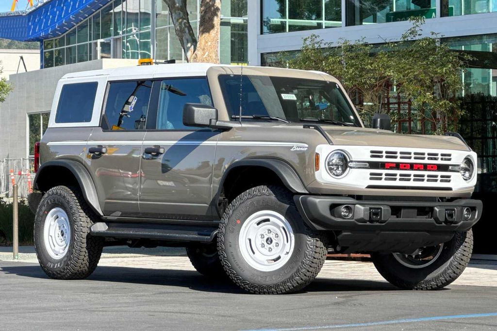 2026 FORD BRONCO HERITAGE EDITION — фото 2