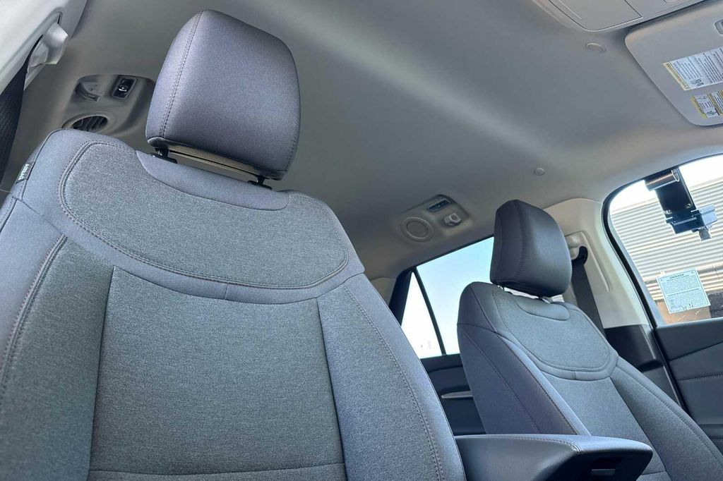2026 FORD EXPLORER ACTIVE 缩略图 23