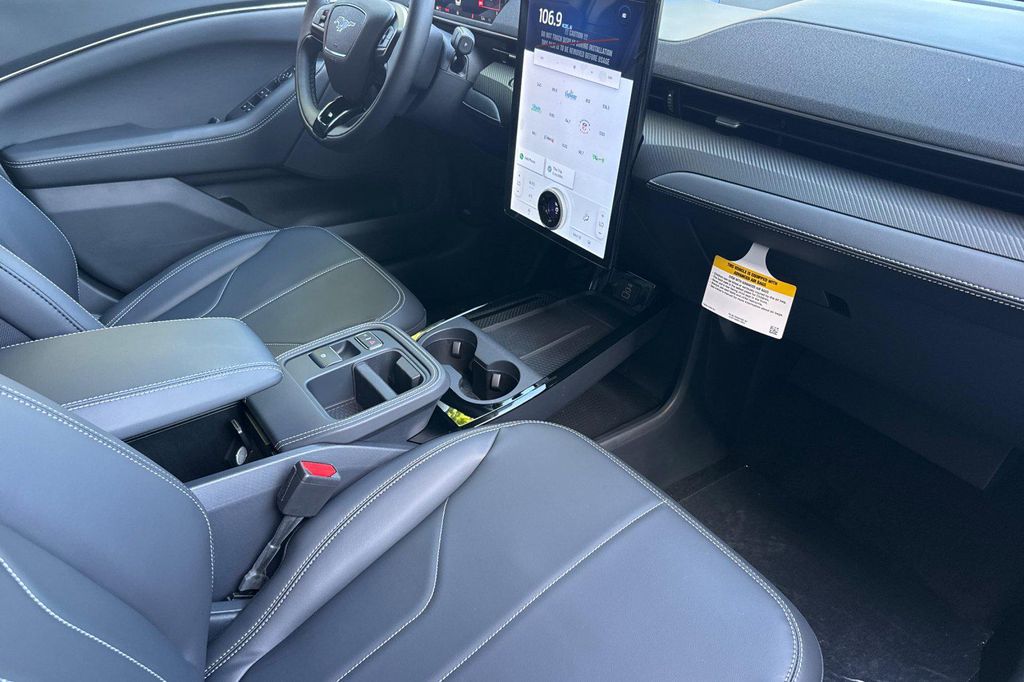 2026 FORD MUSTANG MACH-E SELECT 缩略图 13