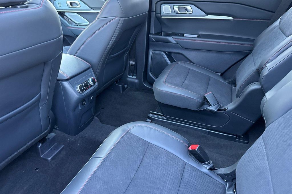 2026 FORD EXPLORER ST 照片 9