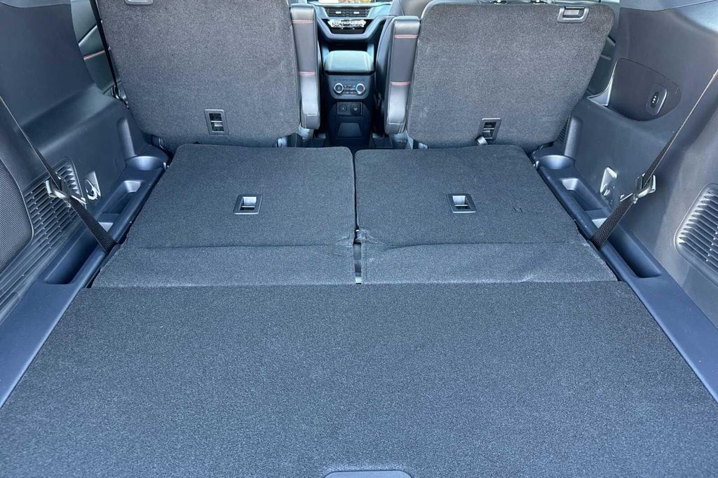 2026 FORD EXPLORER ST 缩略图 13