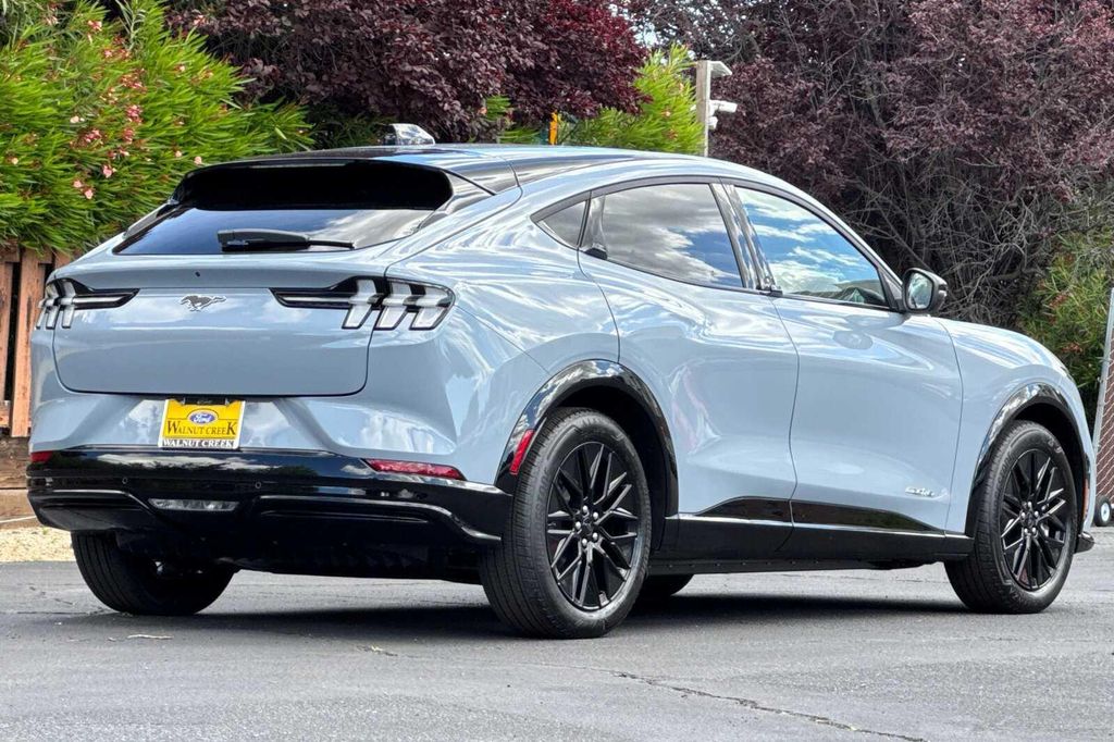 2026 FORD MUSTANG MACH-E PREMIUM 照片 4