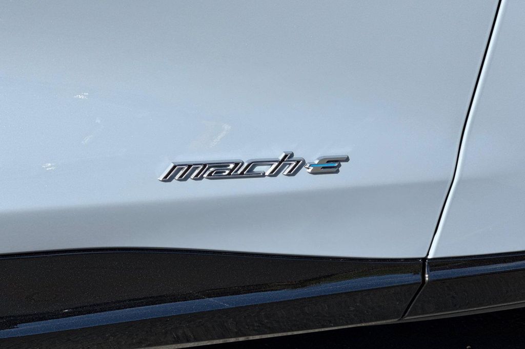 2026 FORD MUSTANG MACH-E PREMIUM — миниатюра 24