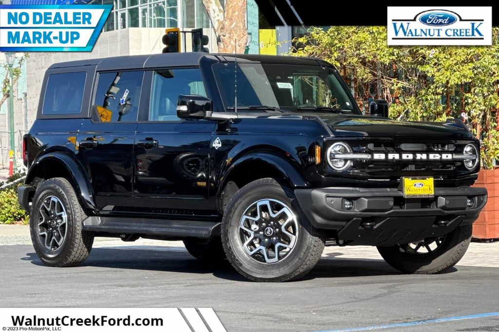 New 2025 Ford Bronco Outer Banks