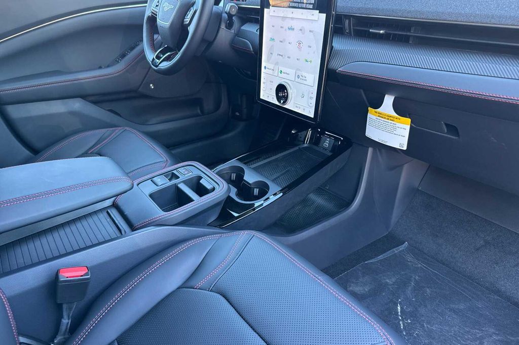2026 FORD MUSTANG MACH-E PREMIUM — миниатюра 13