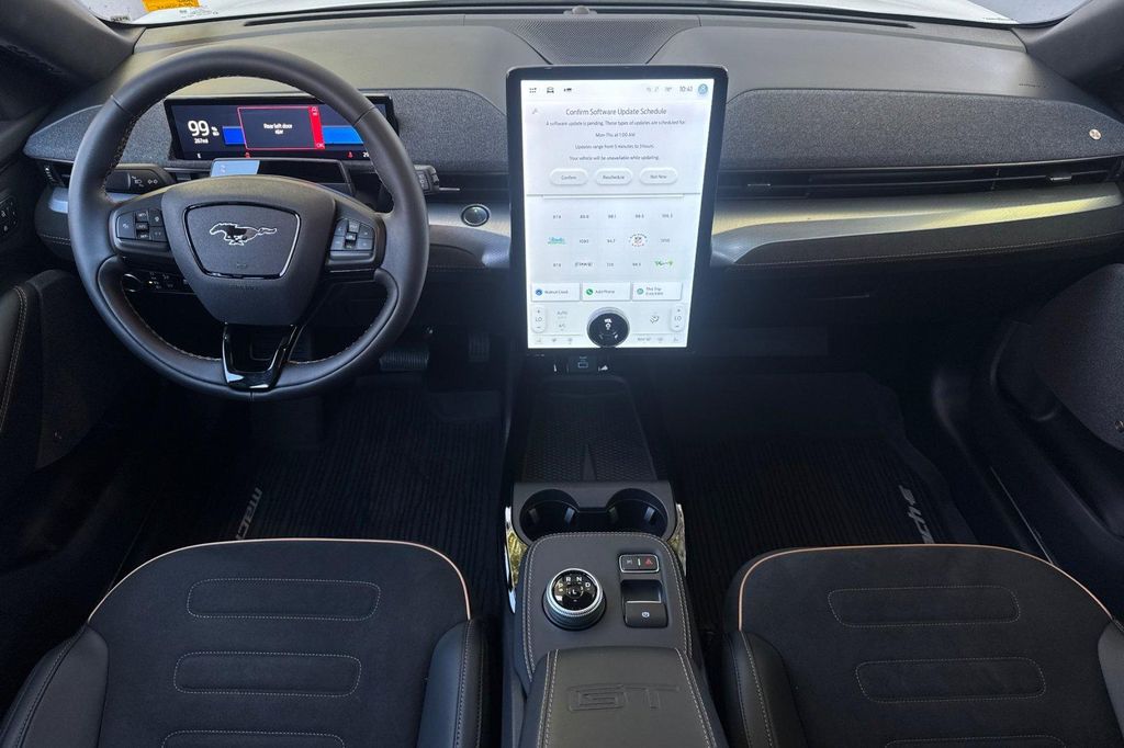 2023 FORD MUSTANG MACH-E GT 缩略图 13