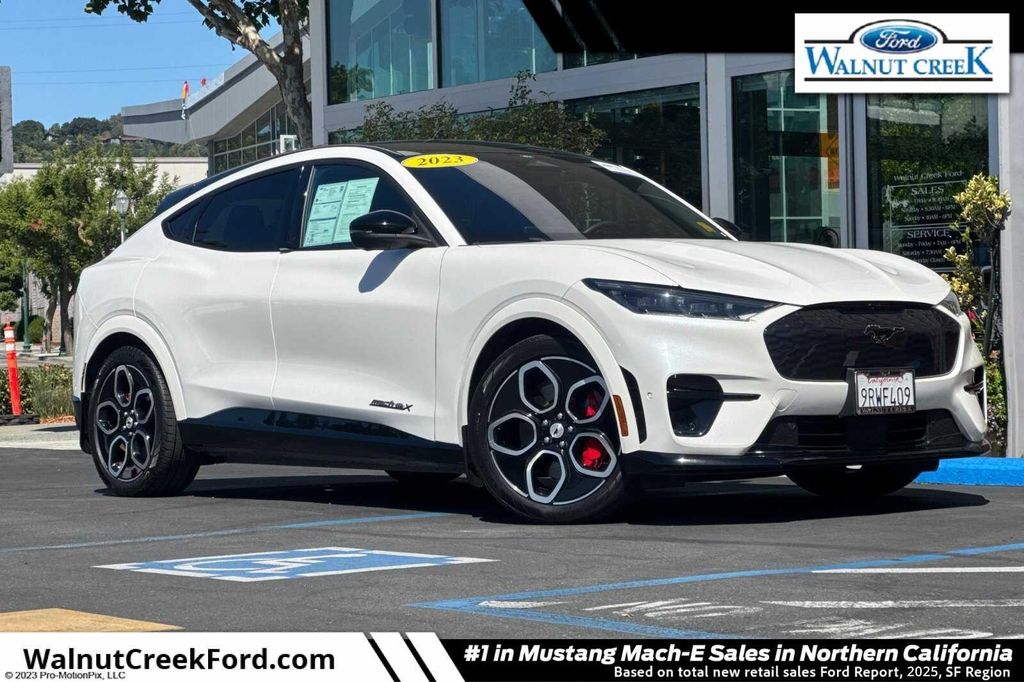 2023 FORD MUSTANG MACH-E GT 照片 1