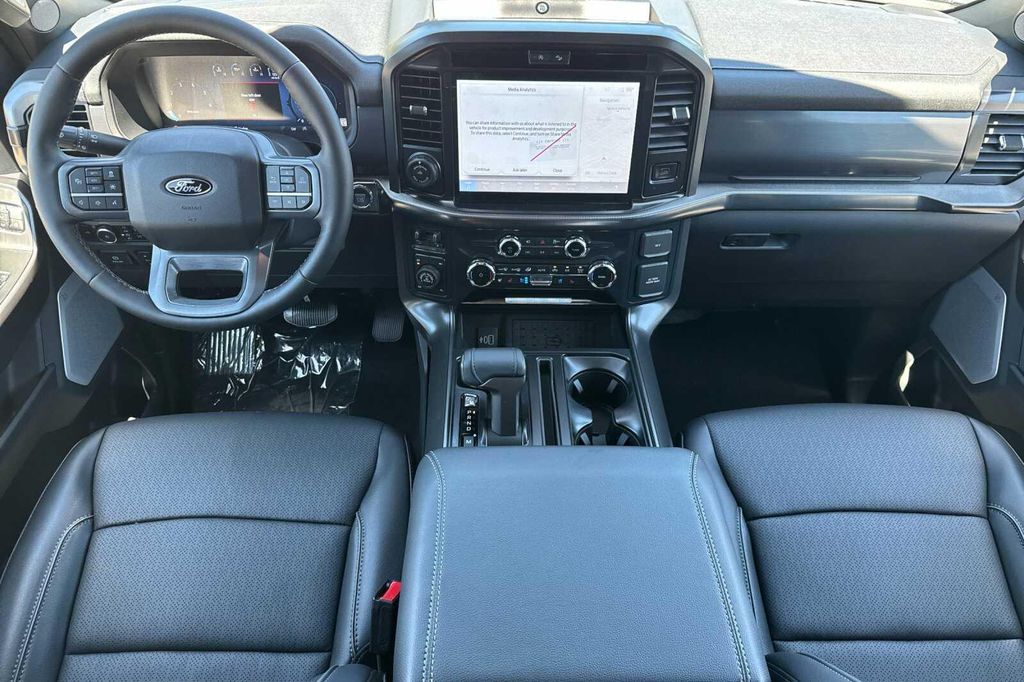 2026 FORD F-150 LARIAT thumbnail 10