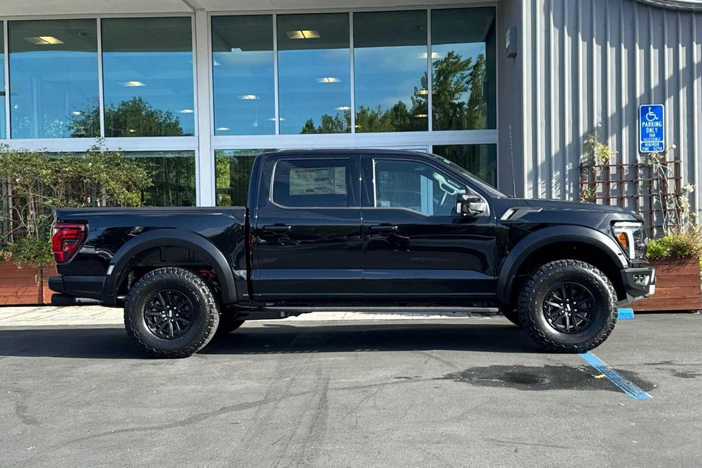 صورة 3 لـ 2026 FORD F-150 RAPTOR