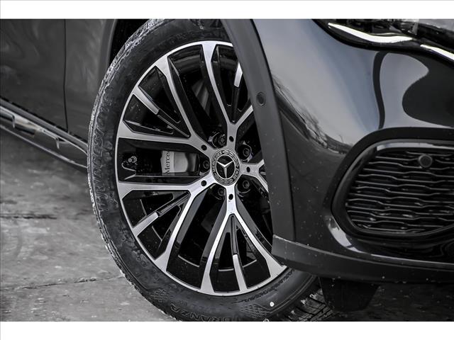 MERCEDES-BENZ E-CLASS - 3