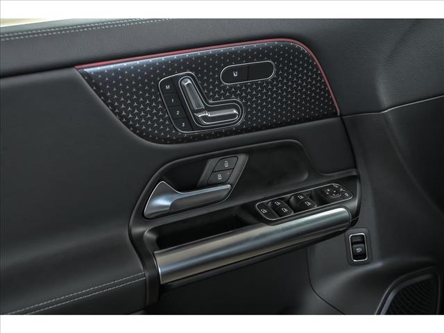 MERCEDES-BENZ GLA-CLASS - 9