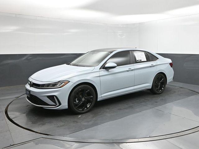 New 2026 Volkswagen Jetta 1.4T SE