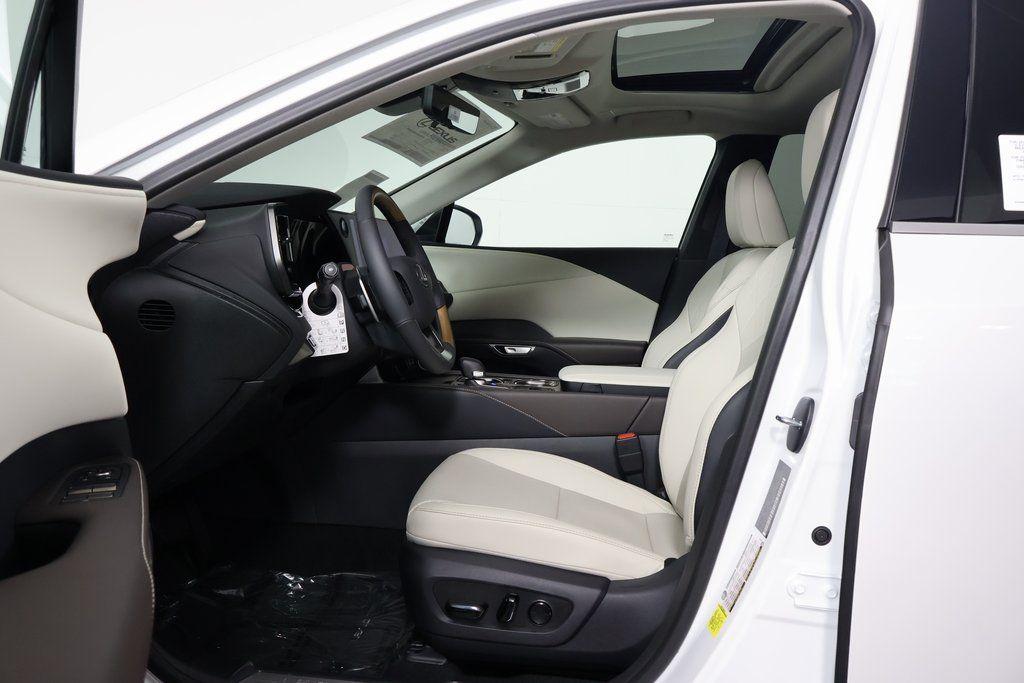 صورة 5 لـ 2026 Lexus RX 350 PREMIUM