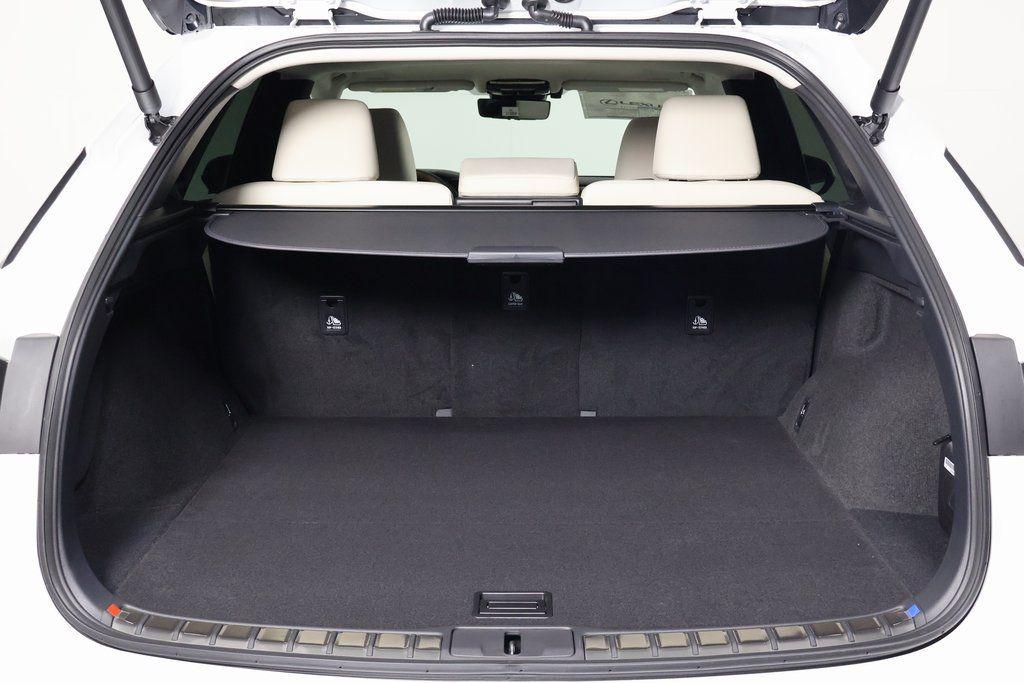 صورة 8 لـ 2026 Lexus RX 350 PREMIUM