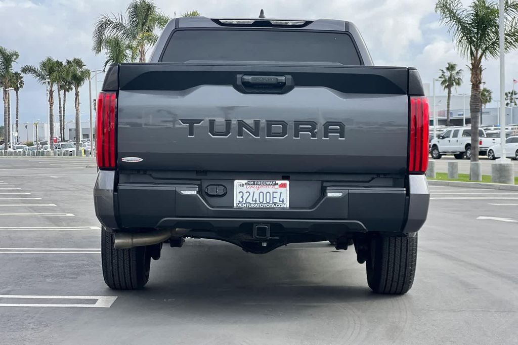 TOYOTA TUNDRA - 5