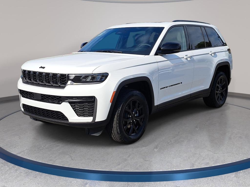 New 2026 Jeep Grand Cherokee Laredo