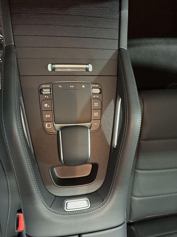 MERCEDES-BENZ GLE-CLASS - 10