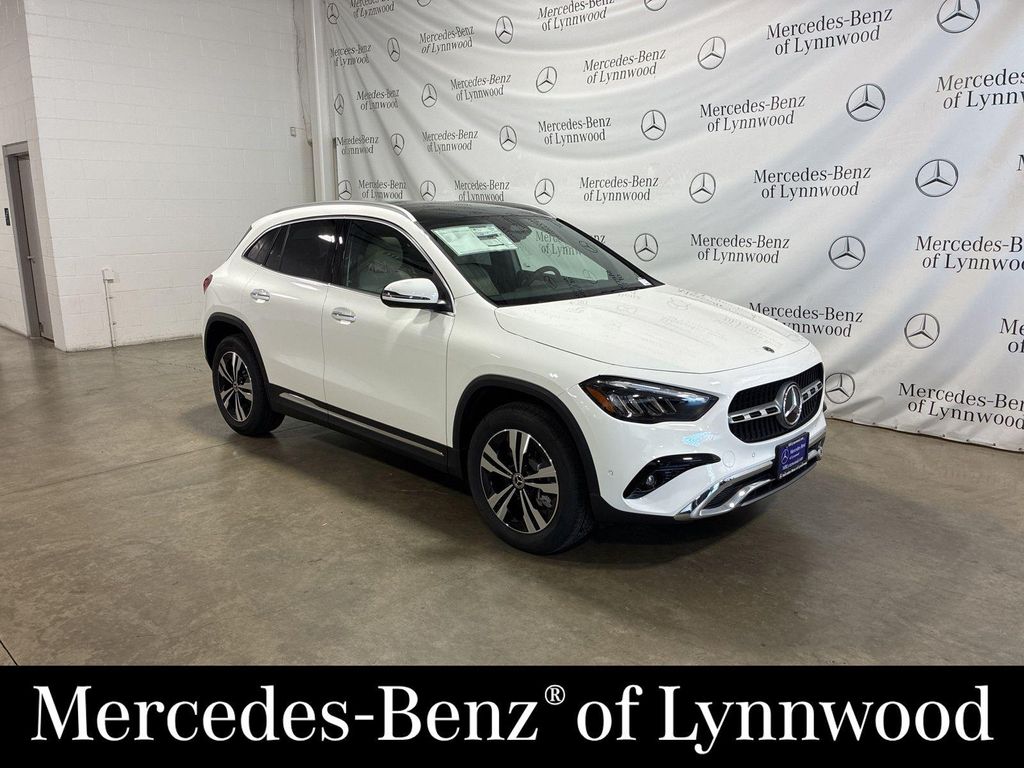 New 2026 Mercedes-Benz GLA 250 4MATIC