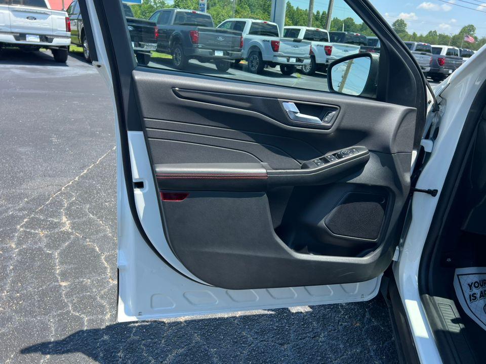 2025 FORD ESCAPE ST-LINE thumbnail 16