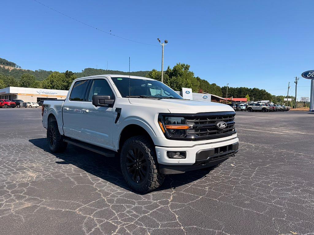 2026 FORD F-150 XLT — фото 3