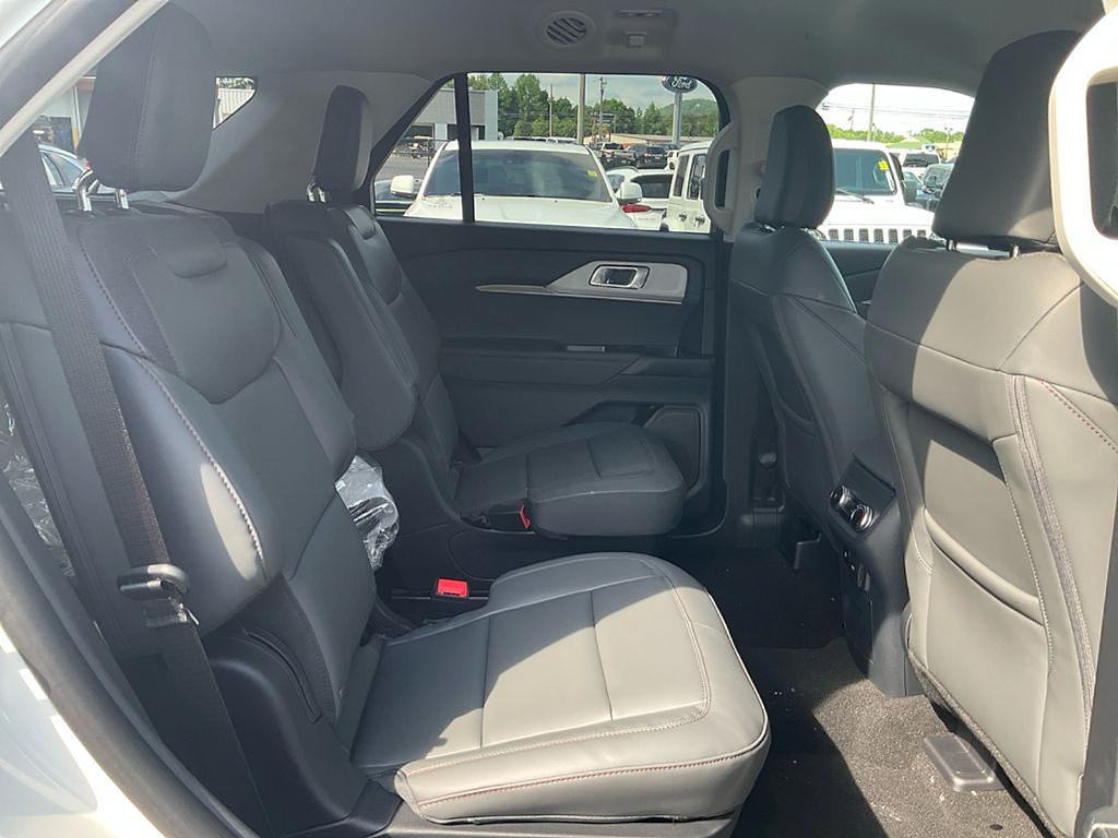 صورة مصغرة 13 لـ 2026 FORD EXPLORER ACTIVE
