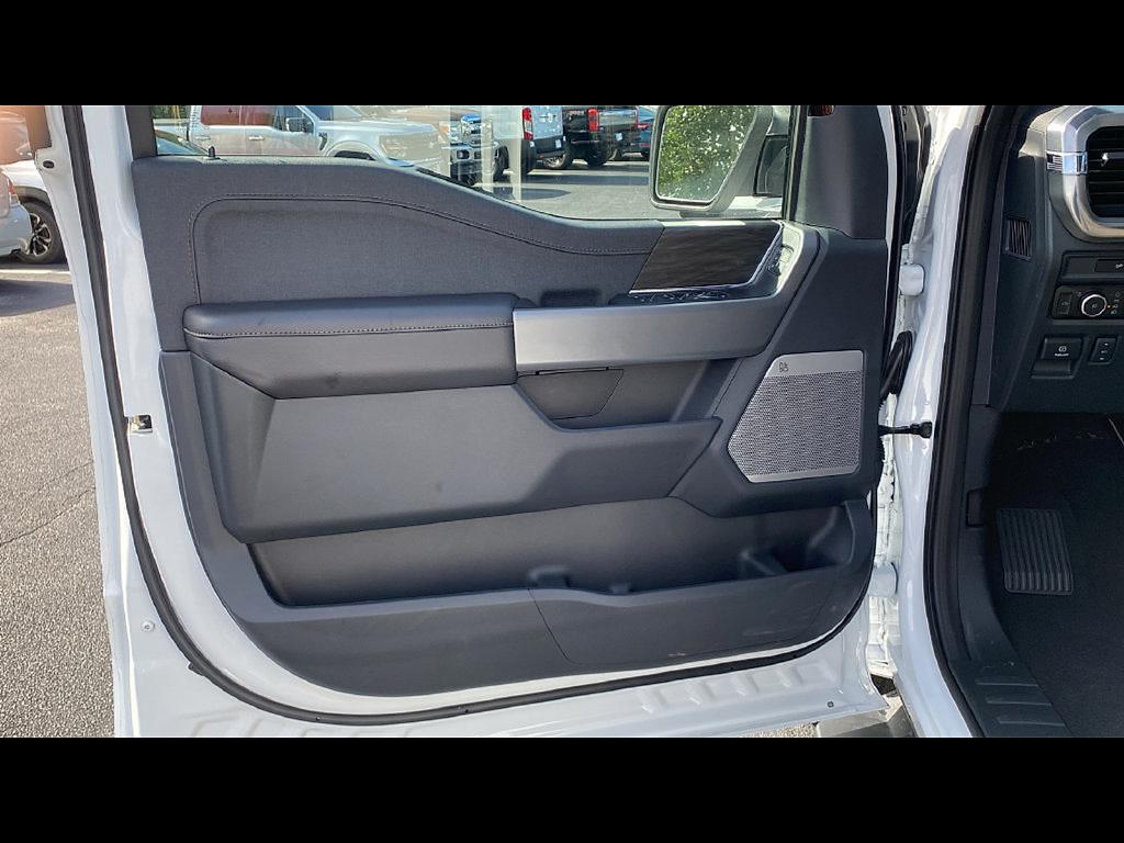 صورة مصغرة 17 لـ 2026 FORD F-150 LARIAT