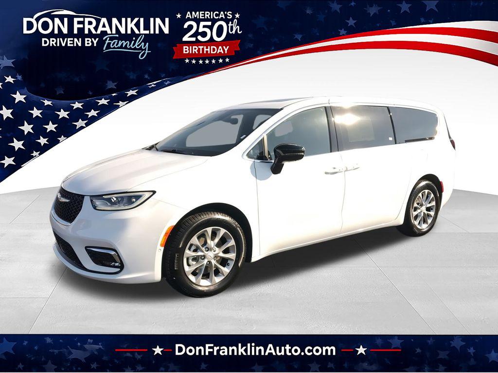 New 2026 Chrysler Pacifica Limited