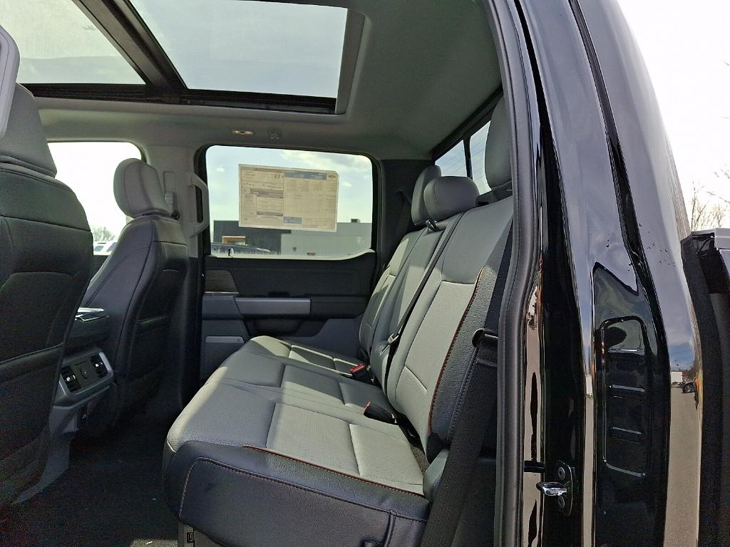 FORD F-150 LARIAT - 6