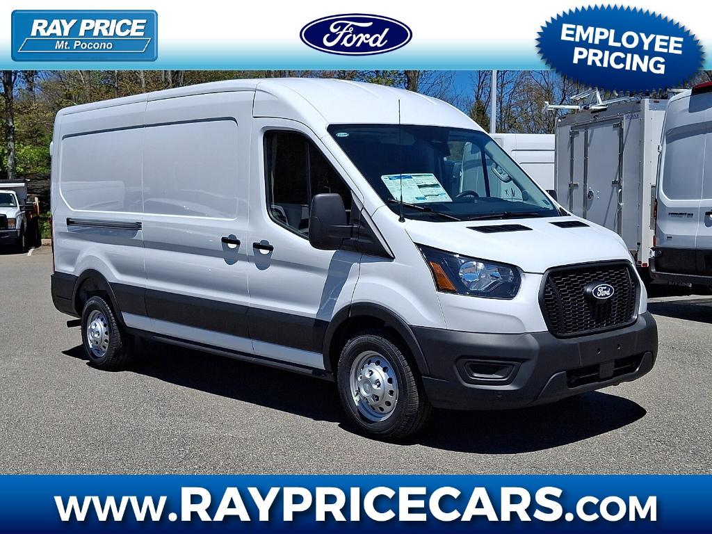 New 2026 Ford Transit-250 148 WB Medium Roof Cargo