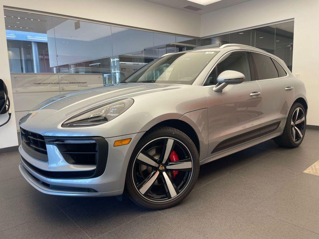 New 2025 Porsche Macan Macan