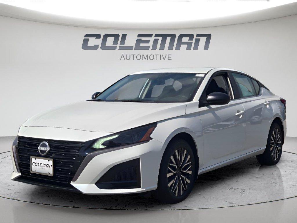 New 2026 Nissan Altima SV