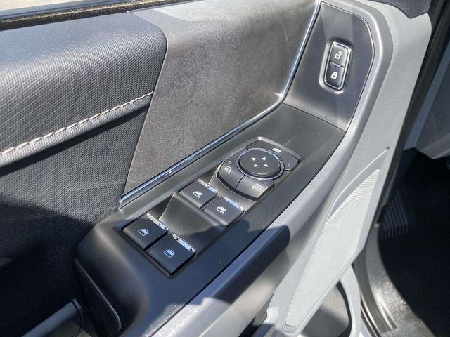 صورة مصغرة 18 لـ 2025 FORD F-150 XLT