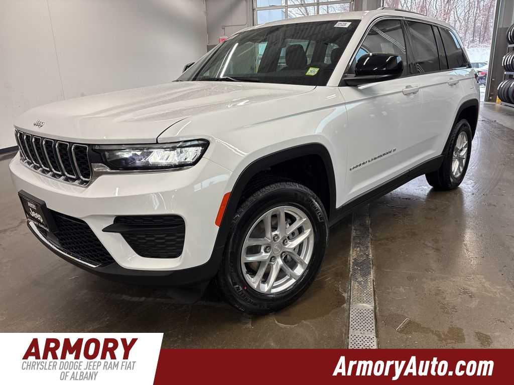 New 2026 Jeep Grand Cherokee Laredo