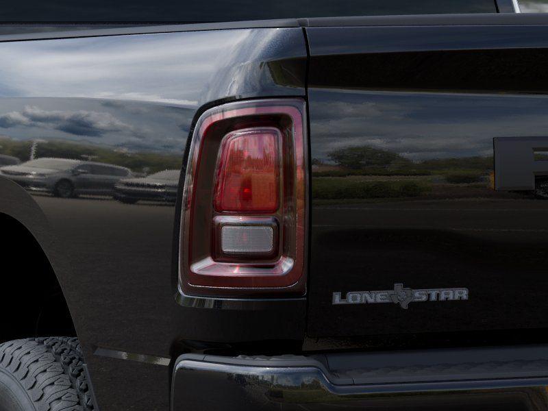 صورة 9 لـ 2026 RAM 2500 LONE STAR CREW CAB 4X4 6'4' BOX