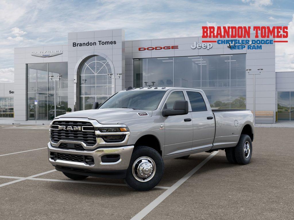 2026 RAM 3500 TRADESMAN CREW CAB 4X4 8' BOX — фото 1