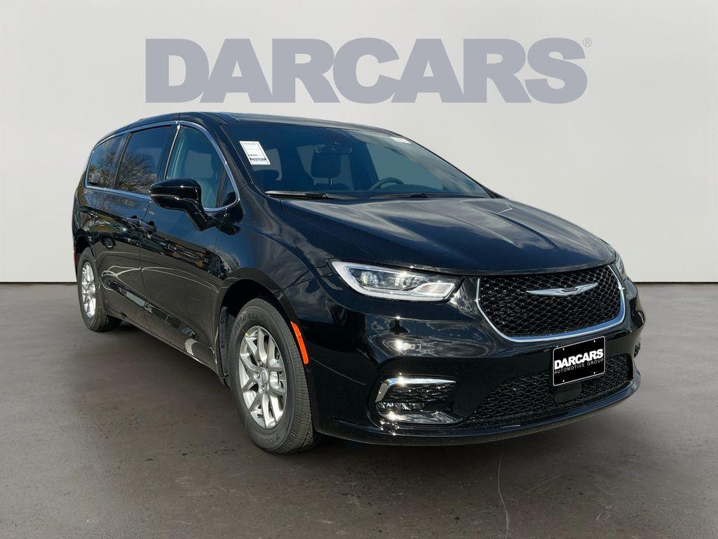 New 2026 Chrysler Pacifica L