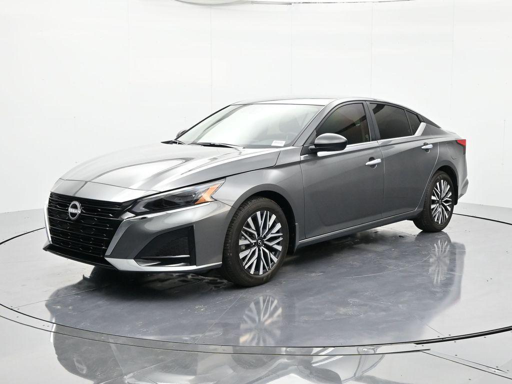 New 2025 Nissan Altima 2.5 SV