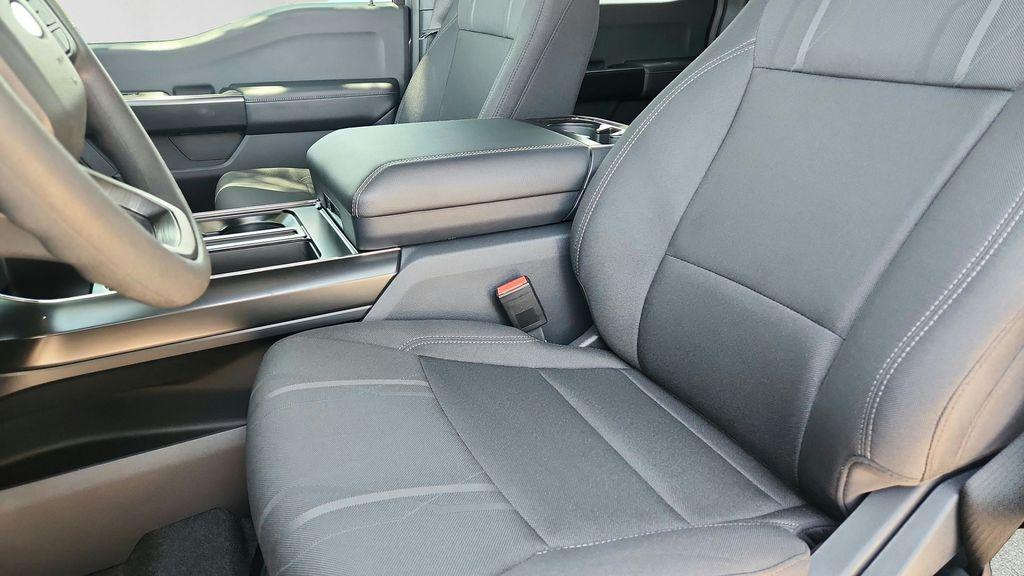 2026 FORD F-150 STX — миниатюра 12
