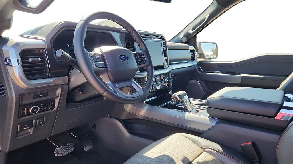 FORD F-150 LARIAT - 9